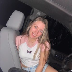 Meet your Posher, Cary